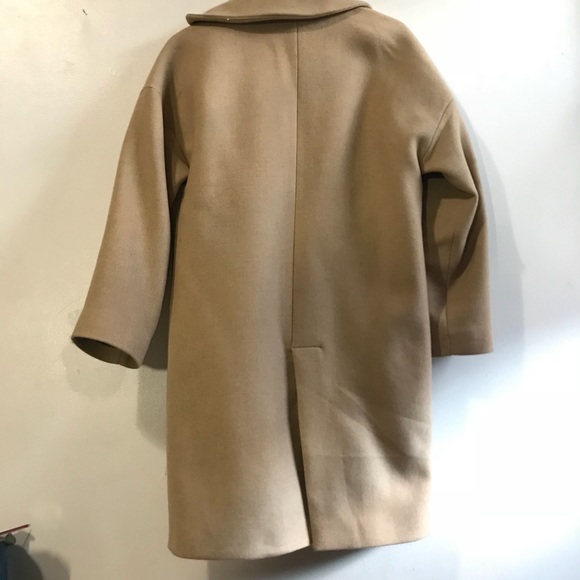 Zara | Buttoned Coat - Picture 4 of 8